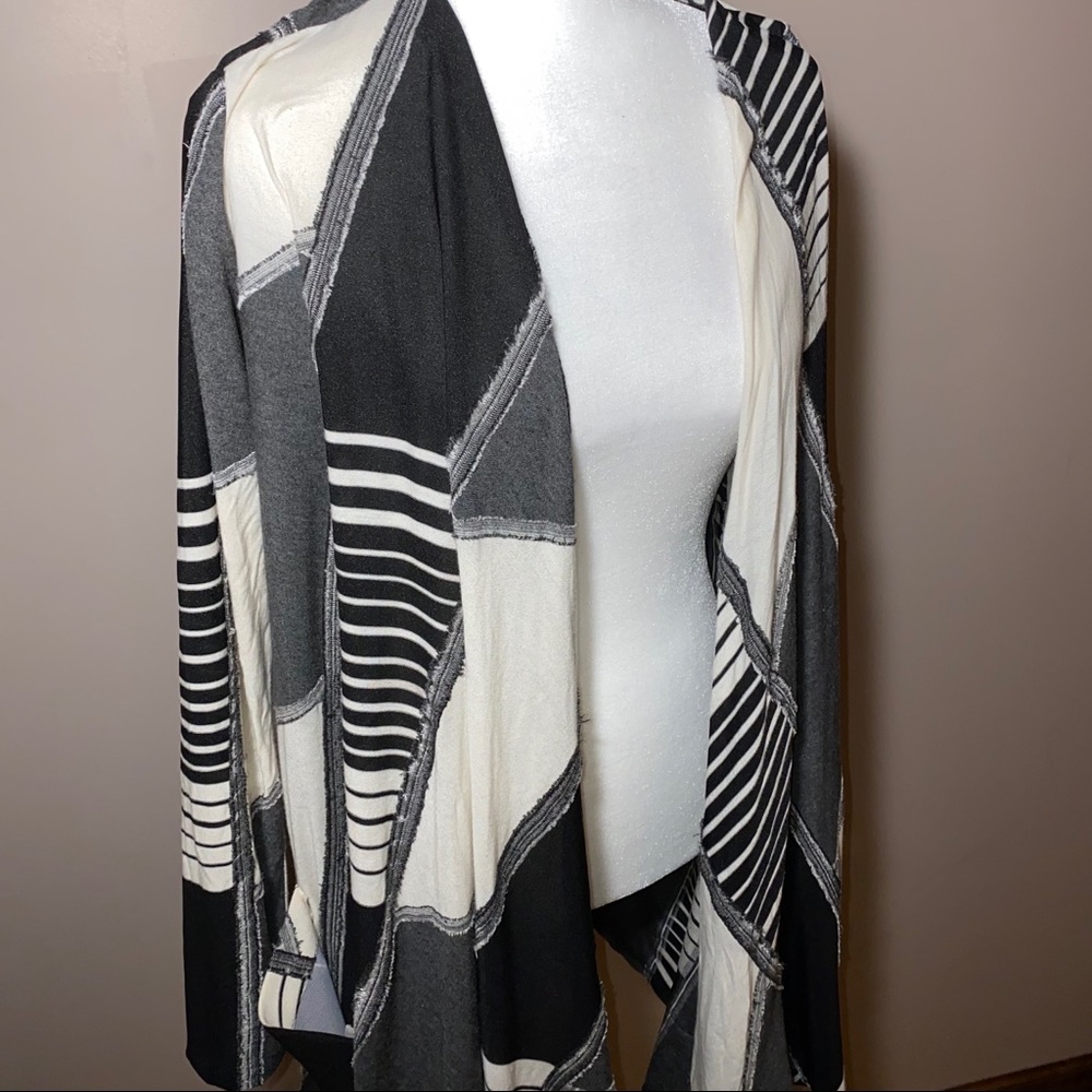 Patterned Cardigan - image 2